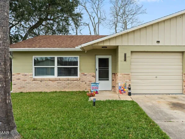 942 Boulder Dr, South Daytona, FL 32119