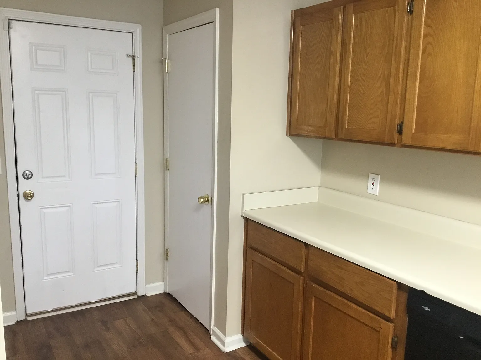 3 bed, 2.0 bath, 1455 sqft, $2,150 — Photo 4