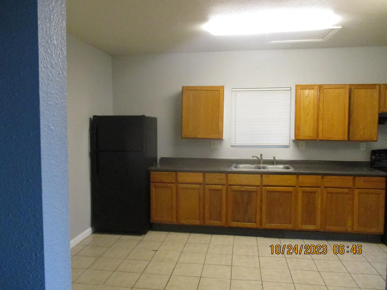 4323 Avenue R — Photo 3