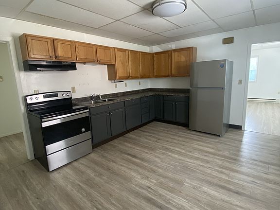 4th image of 117 E High St APT 1