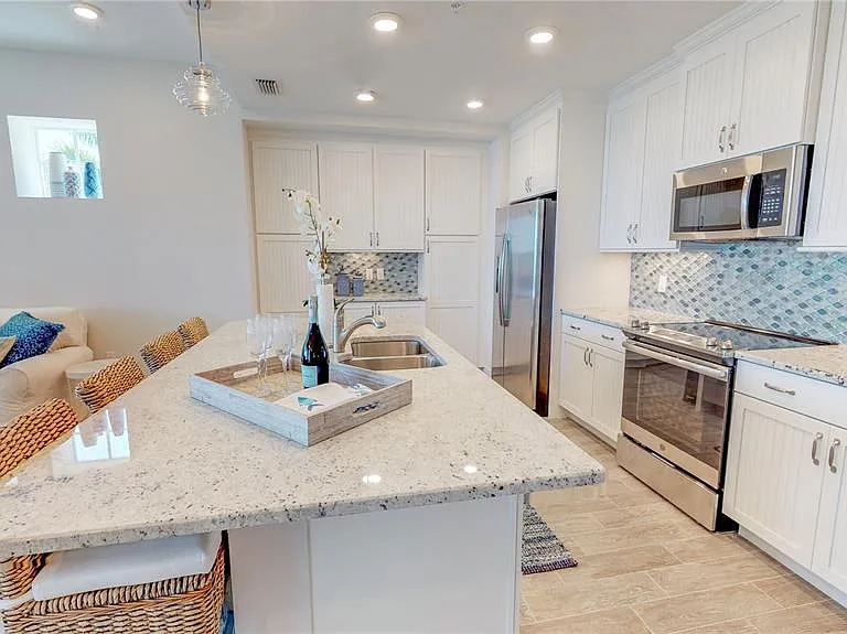 387 Aruba Cir #103 — Photo 15