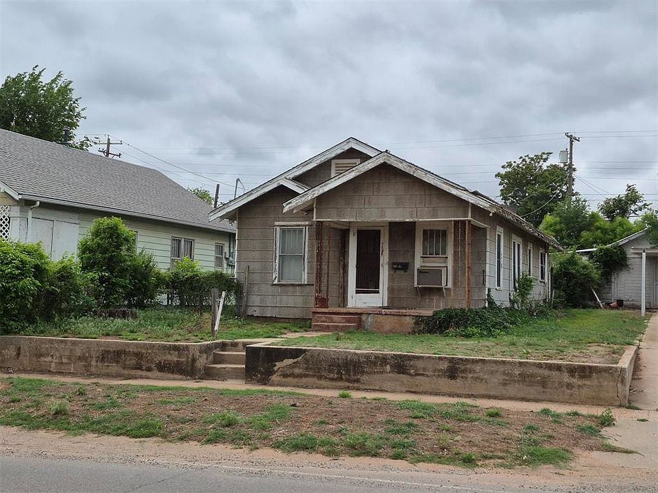 2nd image of 404 N 6th St