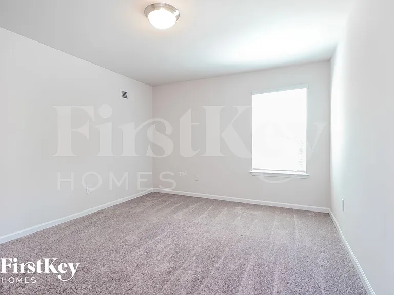 1205 Mission Hill Ln — Photo 11