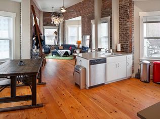 2021 SW Morrison St APT 206, Portland, OR 97205