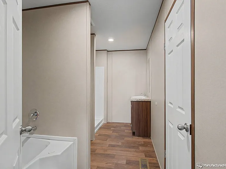 316 Aimee Len Dr — Photo 5