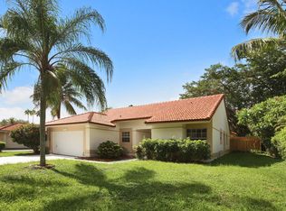 10440 NW 8th Ct, Coral Springs, FL 33071