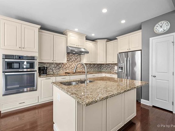 5th image of 1244 Falcon Ridge Dr