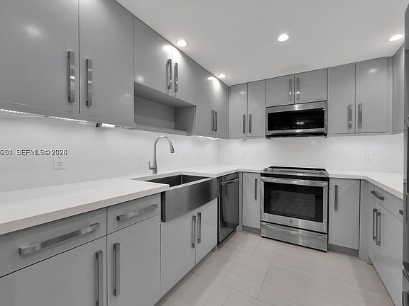 4th image of 600 Biltmore Way APT 618