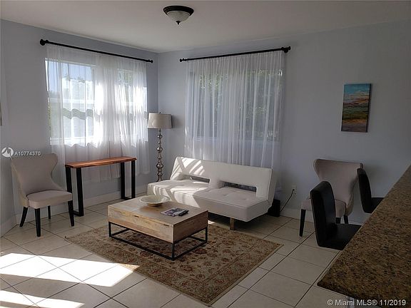 2nd image of 1200 NE 105th St APT 31