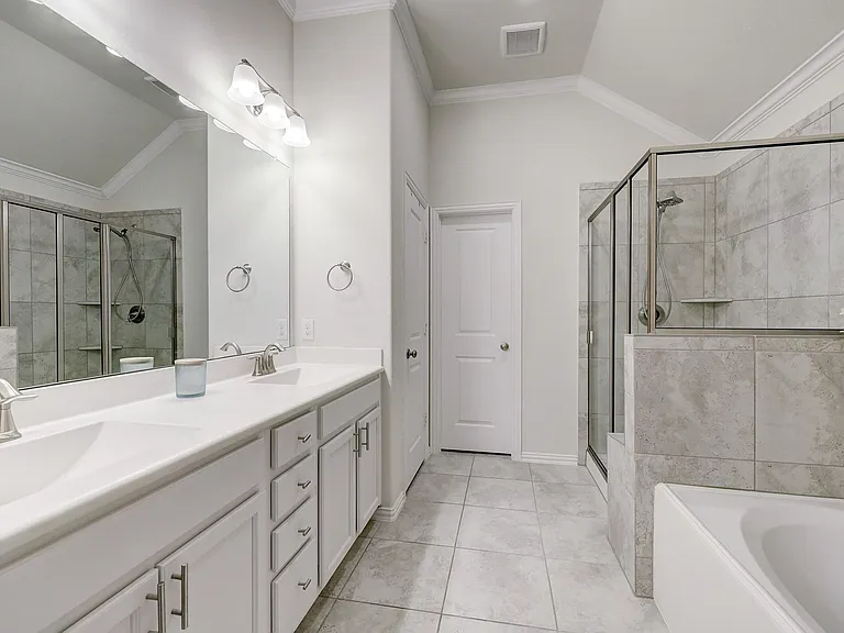 3414 Cabernet Shores Dr — Photo 11