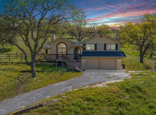 27350 Oakflat Dr, Tehachapi, CA 93561