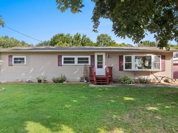 W7618 Poplar Rd, Shawano, WI 54166