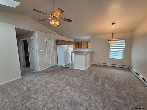 2nd image of 5925 Townsend Pl