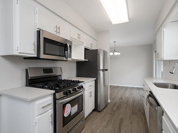 3rd image of 2707 S Heights Dr NW