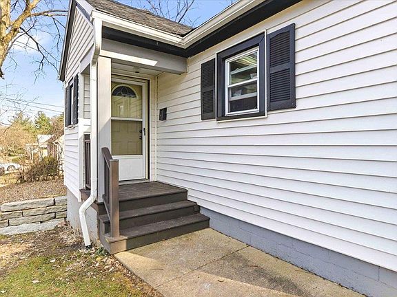 2nd image of 950 2nd Street