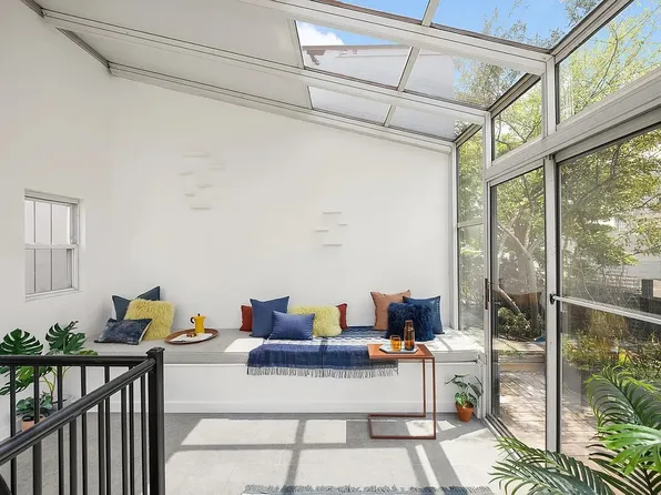 366 Broadway image 17 of 22