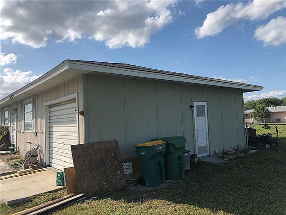 2nd image of 20176 Edgewater Dr