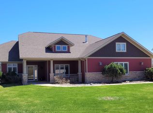 150 Metcalf Ave, Primghar, IA 51245