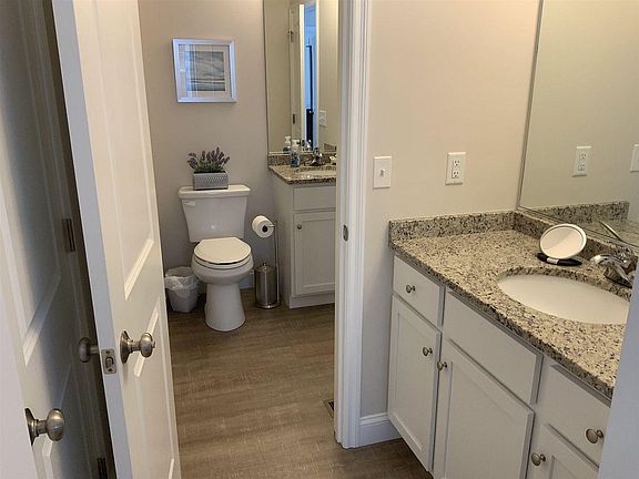 5th image of 43 Bennett St #43