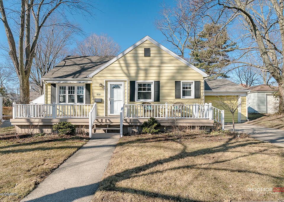 1st image of 531 Waverly Ave
