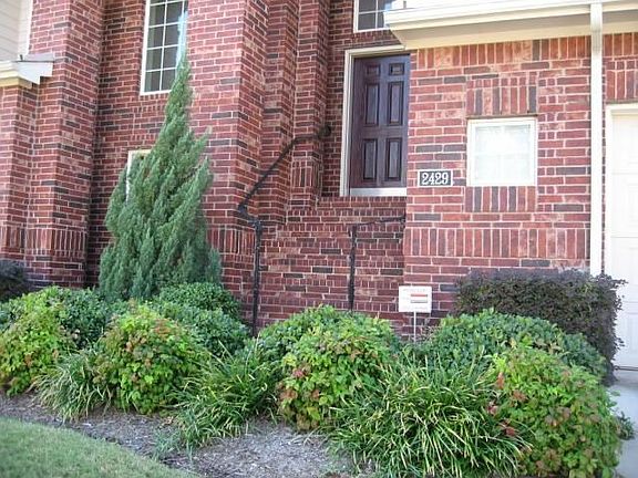 2nd image of 2429 Kent Dr