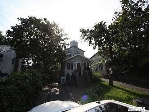 1st image of 69 Eastport Dr