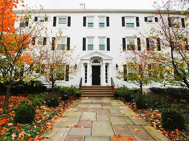 33 Maplewood Ave #204 — Photo 6