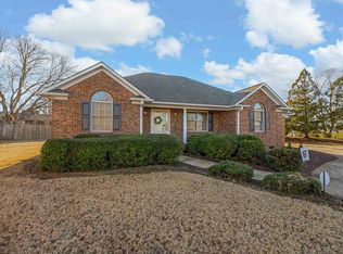 214 Rivermill Ct, Spartanburg, SC 29301