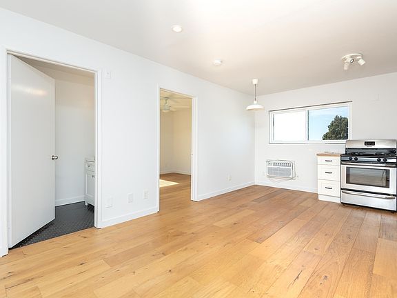 3rd image of 3933 Marathon St APT 204A
