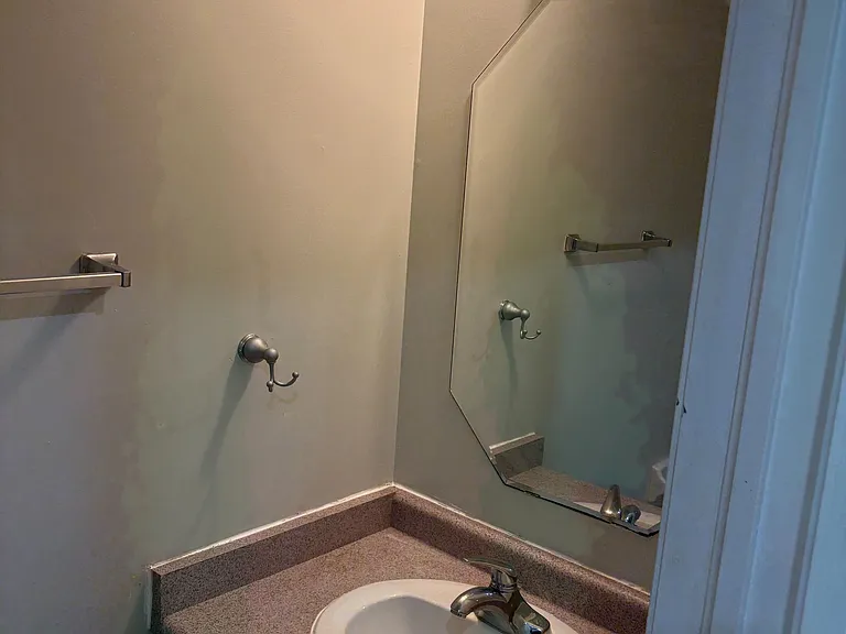 48 Echoridge Dr E — Photo 9