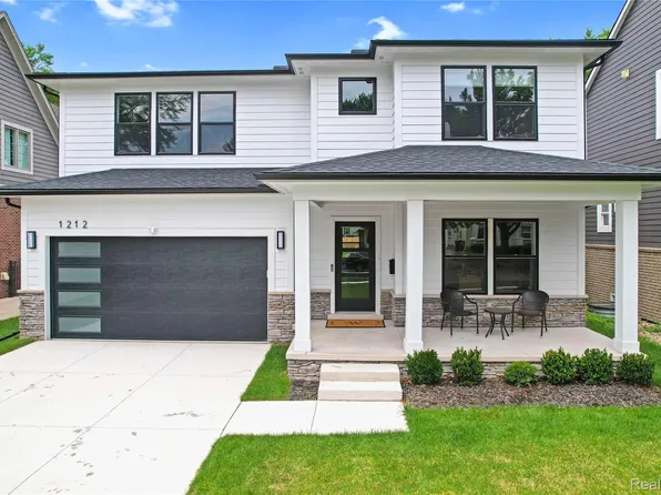 1212 Royal Ave, Royal Oak, MI 48073