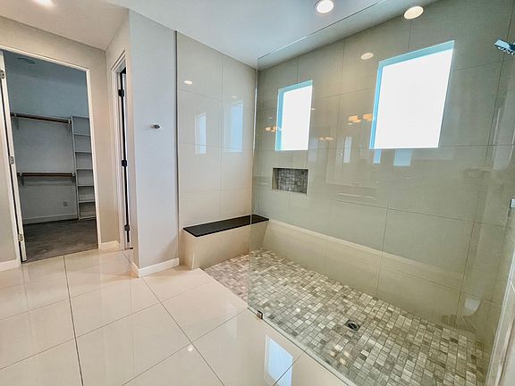 3rd image of 35326 Tribeca Ln