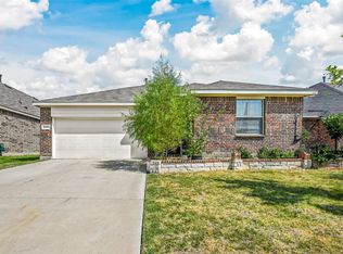 2407 Buchanan Ln, Forney, TX 75126