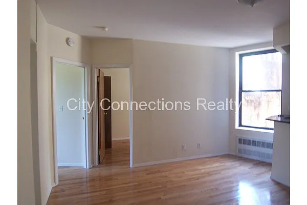 Rented by City Connections Realty | media 1