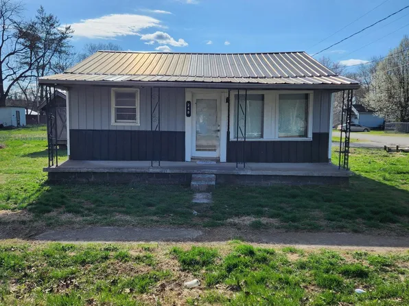 248 3rd Ave, Clay City, KY 40312