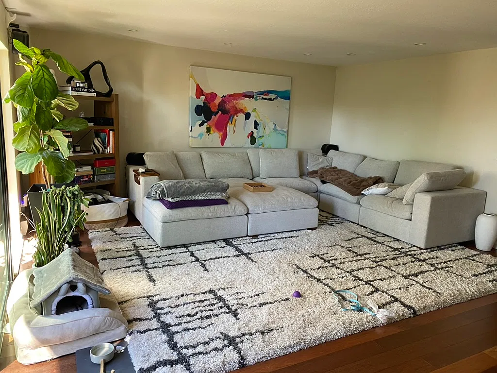 3 bed, 2.5 bath, 2300 sqft, $8,900 — Photo 2
