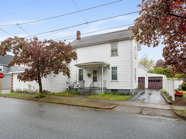 60 Harvard St, Winchester, MA 01890
