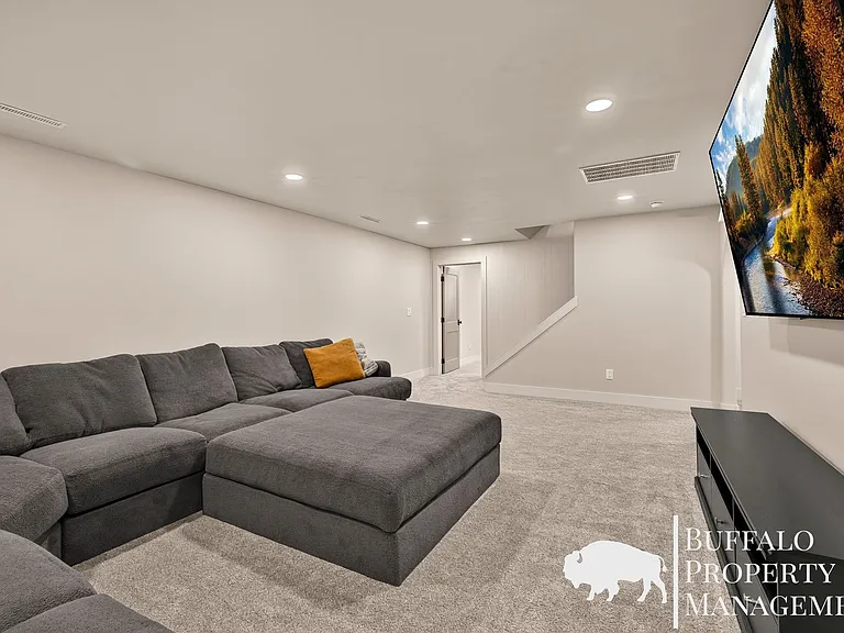 4267 N 55 E — Photo 16
