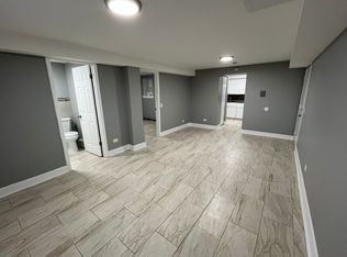 821 E 46th St APT 10, Chicago, IL 60653