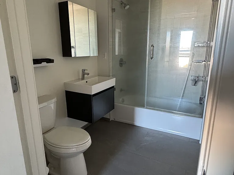 100 Duboce Ave #301 — Photo 16
