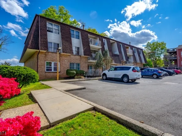 100-110 Grand St Ut8, Elizabeth City, NJ 07202