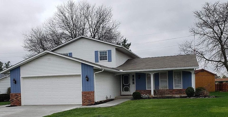 1st image of 340 Crestview Dr