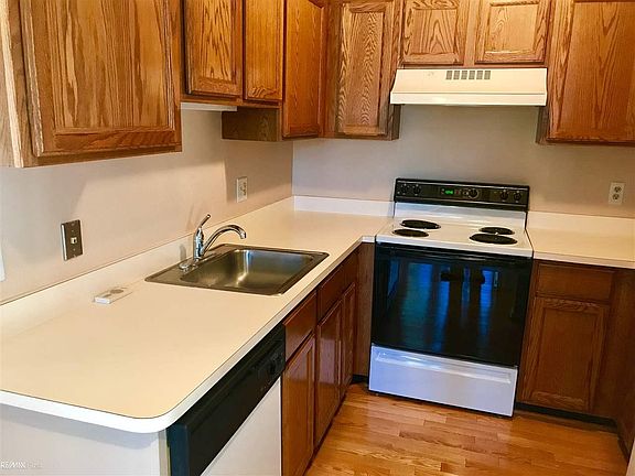 2nd image of 1301 S Washington Ave #1