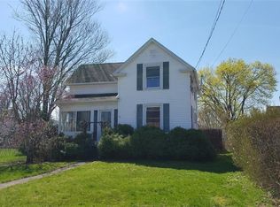 525 High St, Medina, NY 14103