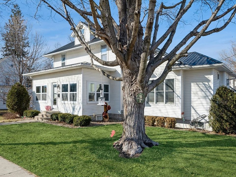 106 Prospect St NW, Blairstown, IA 52209 MLS 2400957 Zillow