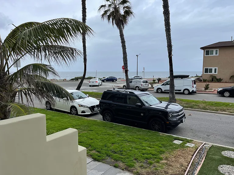 102 Vista Del Mar #G — Photo 11