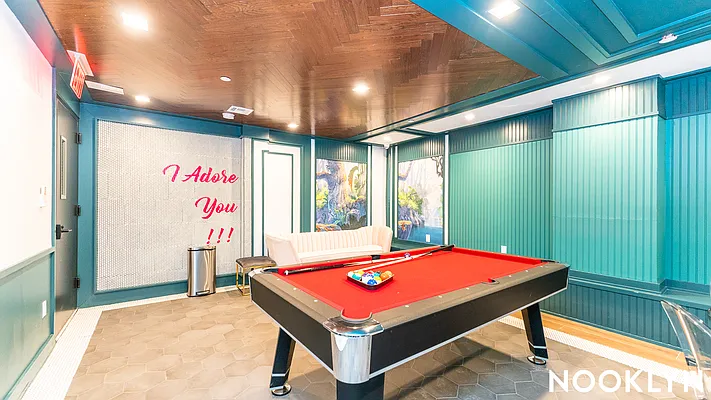 Rented by Nooklyn NYC LLC | media 7