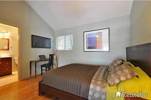 1st image of 2526 Durwood St APT 105