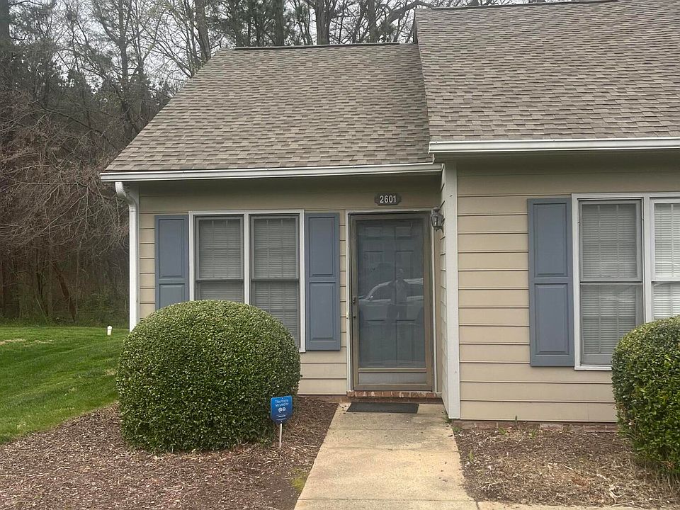 1st image of 2601 Hitchcock Dr