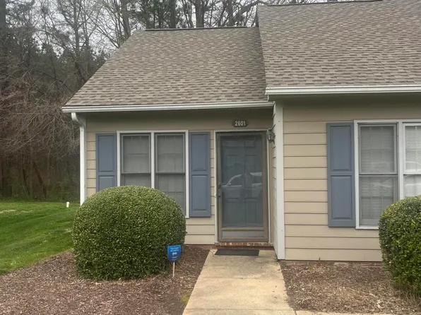 2601 Hitchcock Dr, Durham, NC 27705